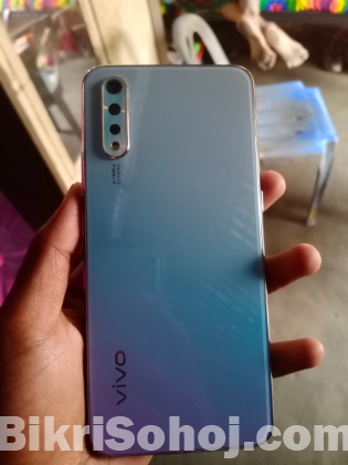Vivo s1(8gb256gb)